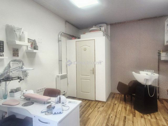 Eladó üzlethelyiség, Budapesten, XIV. kerületben 24.9 M Ft
