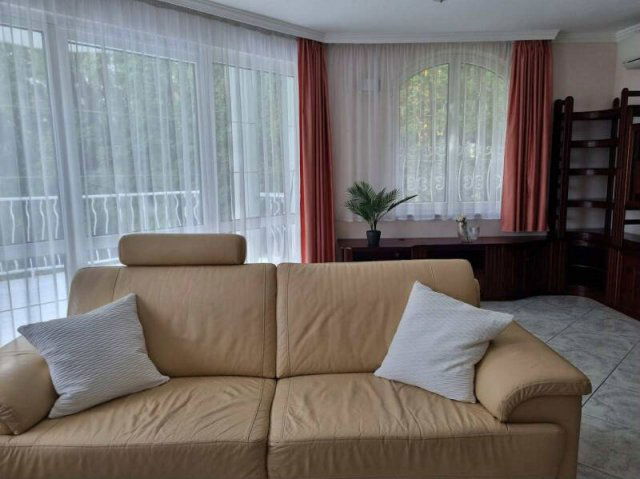 Eladó téglalakás, Budapesten, XII. kerületben 220 M Ft, 4 szobás