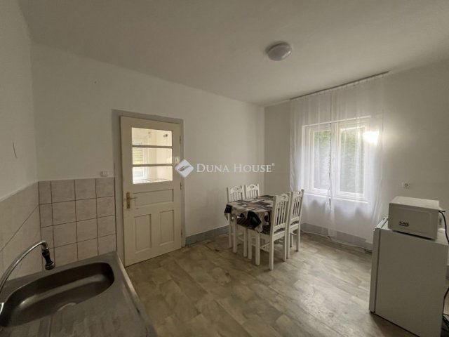 Eladó családi ház, Zalalövőn 34.99 M Ft, 3 szobás