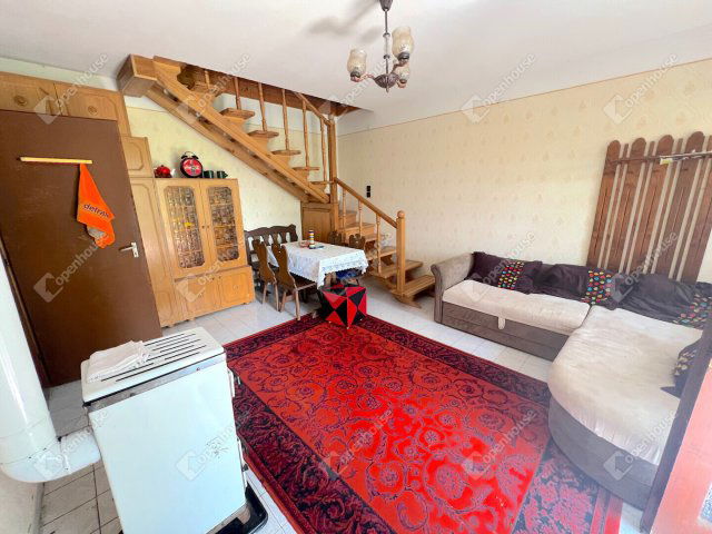 Eladó családi ház, Monoron 29.9 M Ft, 2 szobás