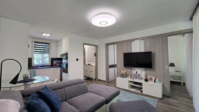 Eladó téglalakás, Balatonszemesen, Ady Endre utcában 85 M Ft