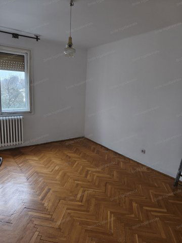 Eladó téglalakás, Nyíregyházán 41.9 M Ft, 3 szobás