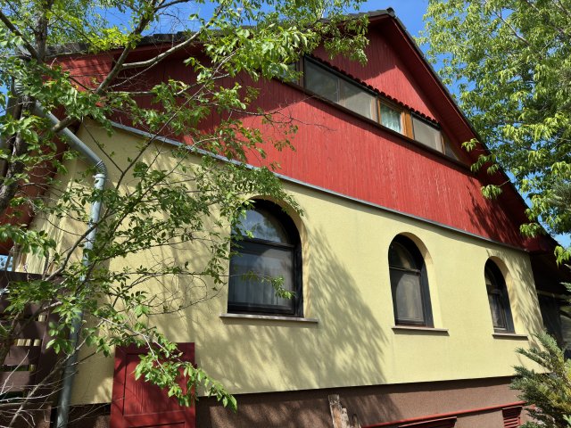 Eladó családi ház, Csömörön 103.4 M Ft, 4 szobás
