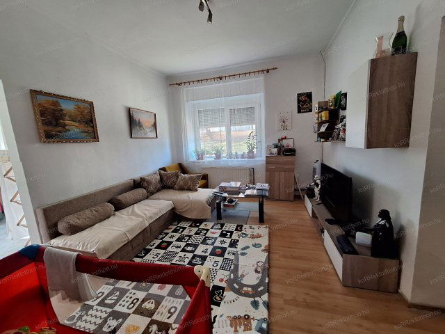 Eladó családi ház, Jászjákóhalmán 24.99 M Ft