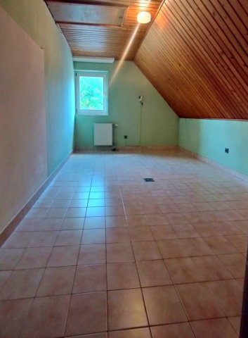 Eladó családi ház, Békéscsabán 79.9 M Ft, 4+2 szobás