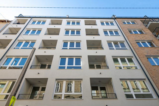 Eladó téglalakás, Budapesten, VIII. kerületben, Dankó utcában