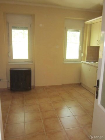 Eladó téglalakás, Pécsett, Kandó Kálmán utcában 44 M Ft