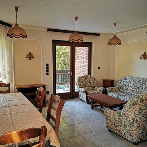 Eladó nyaraló, Zamárdiban 220 M Ft, 11 szobás