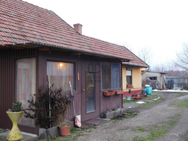 Eladó családi ház, Tápiószelén 19 M Ft, 4 szobás