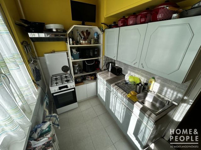 Eladó téglalakás, Szegeden 41.9 M Ft, 2 szobás