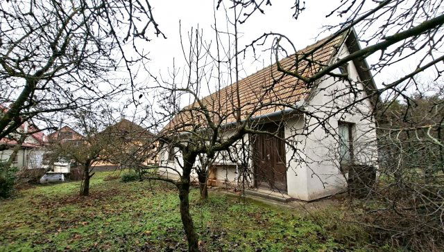 Eladó családi ház, Csömörön 109.9 M Ft, 3 szobás