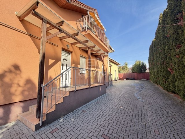 Kiadó téglalakás, albérlet, Székesfehérvárott 260 E Ft / hó