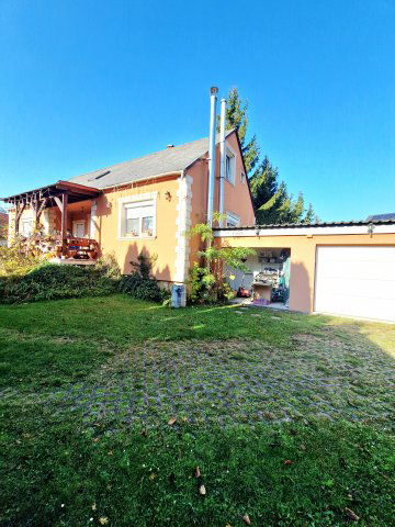 Eladó családi ház, Mosonmagyaróváron 88.999 M Ft, 4 szobás