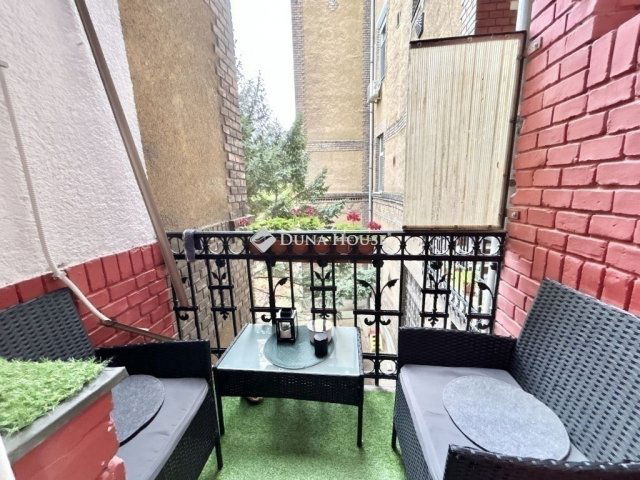 Eladó téglalakás, Budapesten, VIII. kerületben 58.99 M Ft