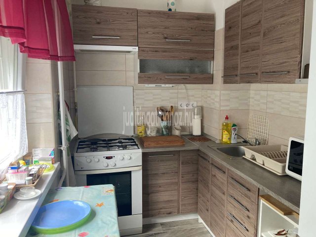 Eladó téglalakás, Nyíregyházán 44.5 M Ft, 2 szobás