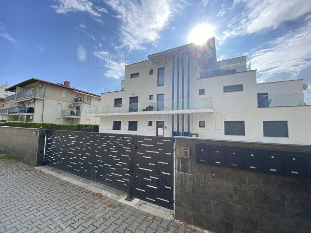 Kiadó téglalakás, albérlet, Siófokon 300 E Ft / hó, 2 szobás