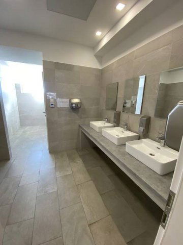 Kiadó iroda, Pécsett 159 E Ft / hó, 4 szobás