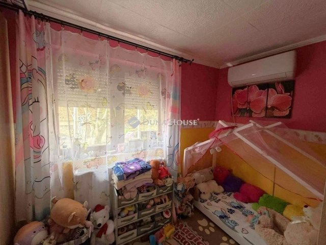 Eladó családi ház, Kecskeméten 37.5 M Ft, 5 szobás