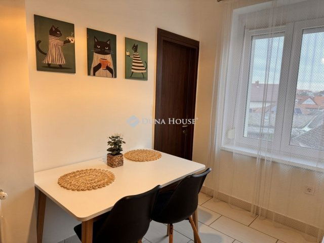 Eladó téglalakás, Zalaegerszegen 48 M Ft, 2 szobás