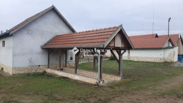 Eladó ipari ingatlan, Nyáregyházán 310 M Ft