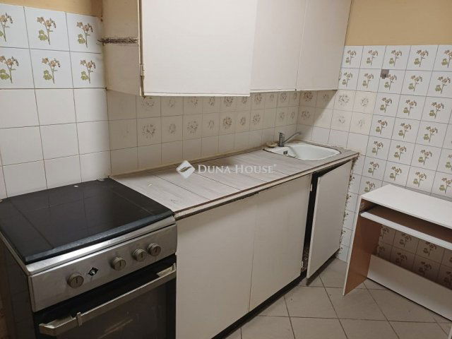 Eladó panellakás, Miskolcon 21.9 M Ft, 2 szobás