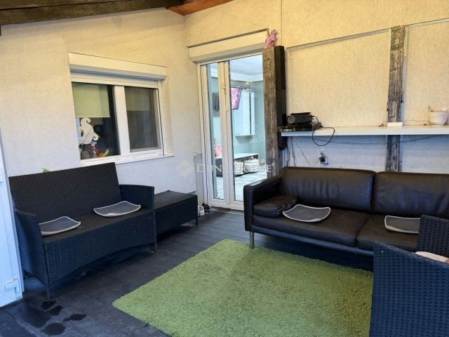 Eladó családi ház, Pilisen 81.9 M Ft, 3 szobás