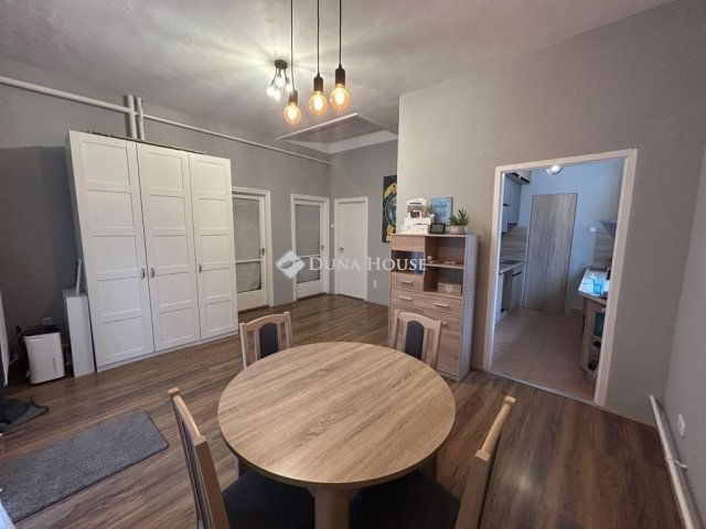 Eladó családi ház, Nyáregyházán 67 M Ft, 3 szobás