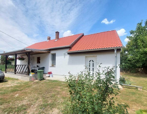 Eladó családi ház, Tápiószecsőn, Vörösmarty utcában