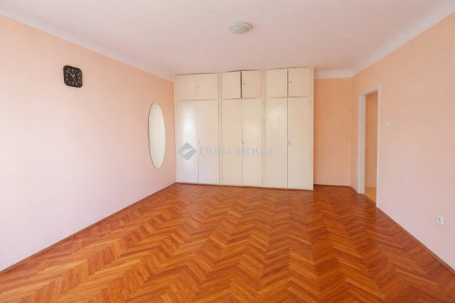 Eladó téglalakás, Budapesten, X. kerületben 43.5 M Ft, 1 szobás