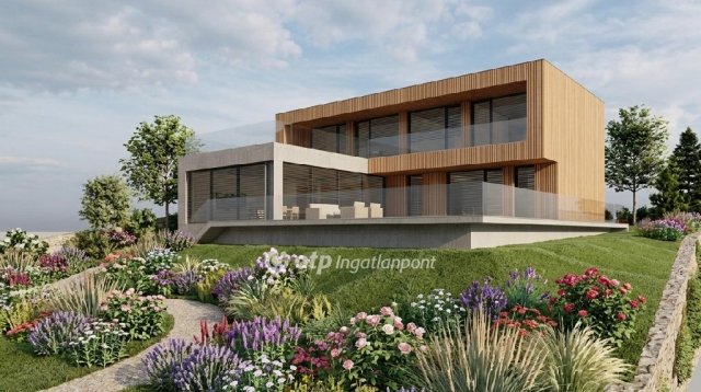 Eladó családi ház, Balatonfűzfőn 499.9 M Ft, 6+1 szobás