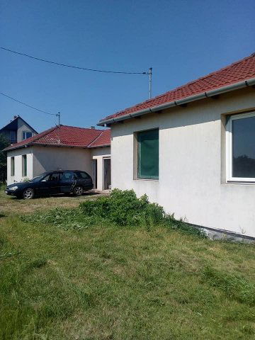 Eladó családi ház, Ongán 45 M Ft, 4 szobás