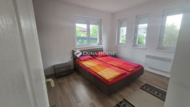 Eladó családi ház, Siófokon 165 M Ft, 5 szobás