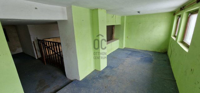 Eladó sorház, Esztergomban 24.9 M Ft, 2 szobás