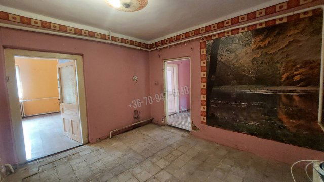 Eladó családi ház, Berettyóújfaluban 28 M Ft, 2 szobás
