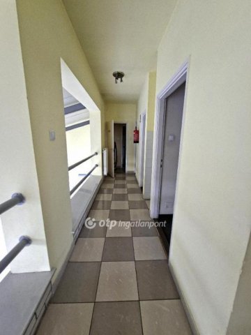 Eladó üzlethelyiség, Ercsiben 149 M Ft / költözzbe.hu