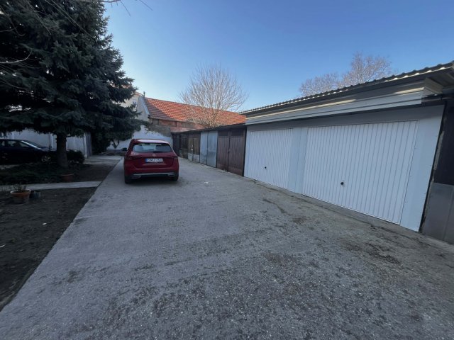 Eladó garázs, Kecskeméten 5 M Ft / költözzbe.hu