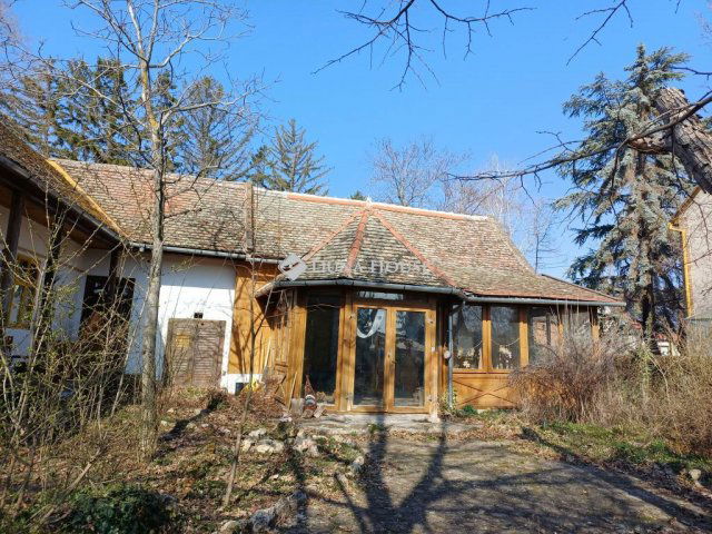 Eladó családi ház, Pécsváradon 54.9 M Ft, 5 szobás