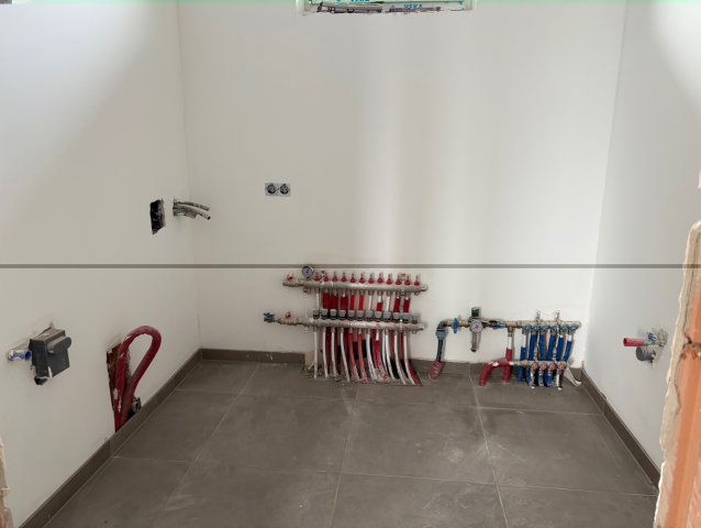 Eladó családi ház, Úrhidán 106.5 M Ft, 4+1 szobás