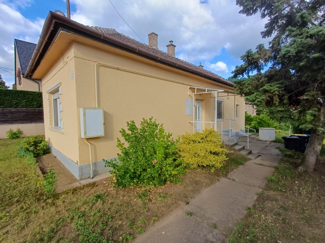 Eladó családi ház, Budapesten, XVII. kerületben 79.9 M Ft