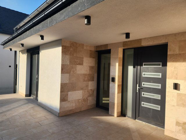 Eladó családi ház, Siófokon 179 M Ft, 4 szobás