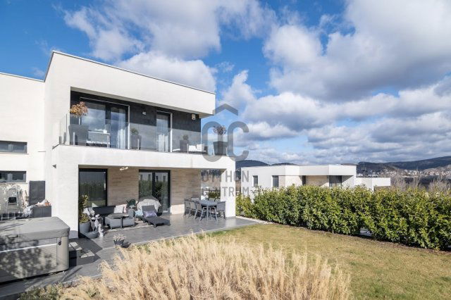 Eladó ikerház, Törökbálinton 194.9 M Ft, 4 szobás