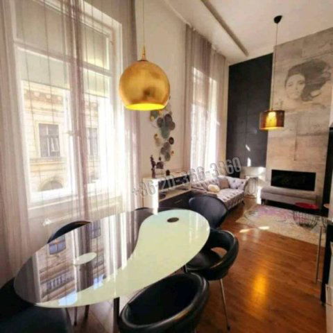 Eladó téglalakás, Budapesten, VI. kerületben 179 M Ft, 3 szobás