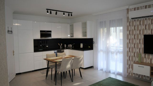 Kiadó téglalakás, albérlet, Debrecenben 280 E Ft / hó, 3 szobás