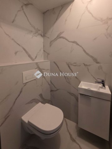 Eladó téglalakás, Budapesten, IV. kerületben 93.7 M Ft, 3 szobás