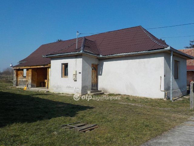 Eladó családi ház, Mezőcsokonyán 15.8 M Ft, 3 szobás