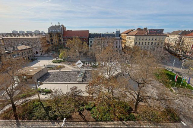 Eladó téglalakás, Budapesten, VIII. kerületben 68.99 M Ft