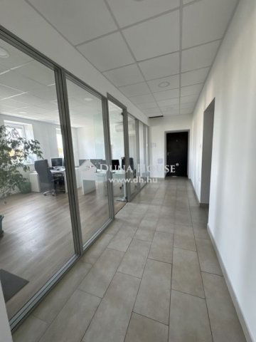 Eladó ipari ingatlan, Budapesten, XX. kerületben 480 M Ft