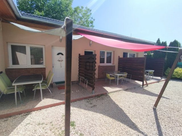 Eladó családi ház, Siófokon 129 M Ft, 6 szobás