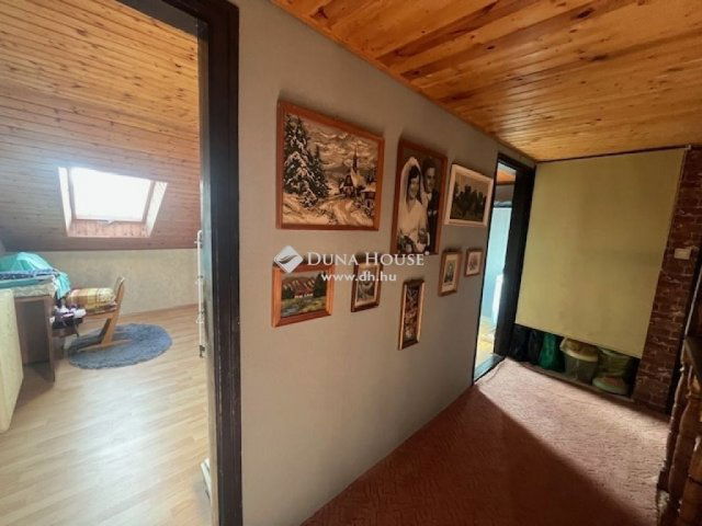 Eladó családi ház, Harkányban 62.5 M Ft, 10 szobás