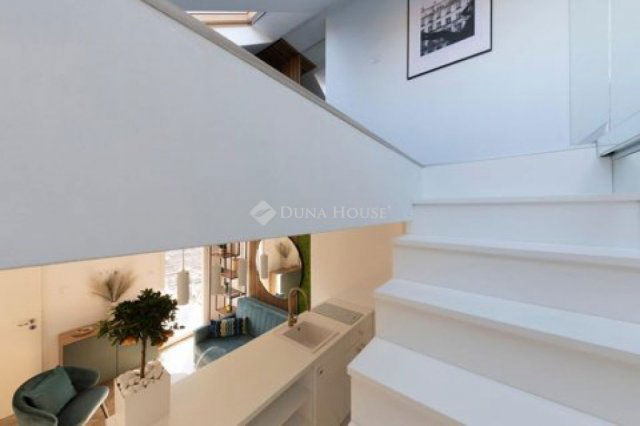 Eladó téglalakás, Budapesten, V. kerületben 79.9 M Ft